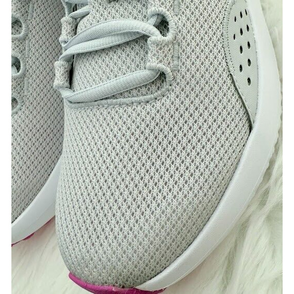 Under Armour Charged Surge 4 Women's Size 10 Running‎ Shoe Sneaker New - Picture 5 of 10
